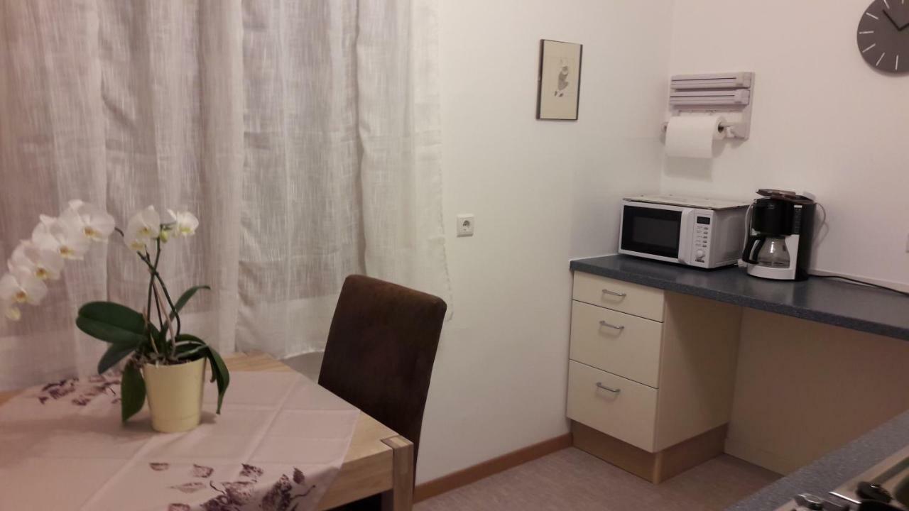 "Bindergor-Hof" Georg Barbieri Apartment Terlano Exterior foto